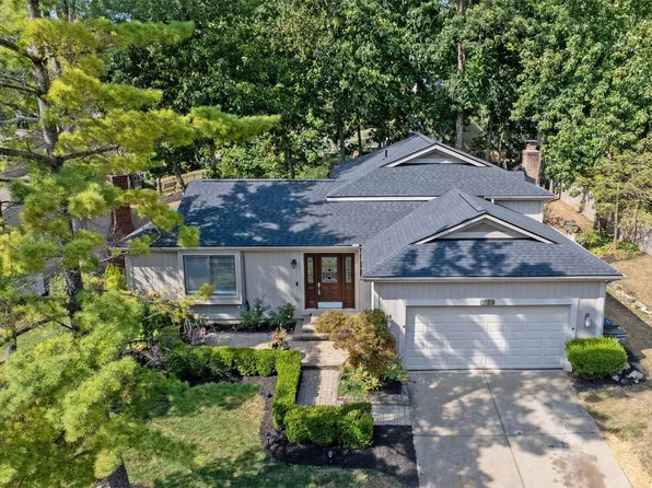 712 Cherrington Rd, Westerville, OH 43081