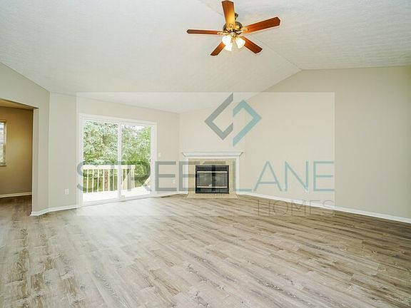 3rd image of 3047 Olympic Club Dr