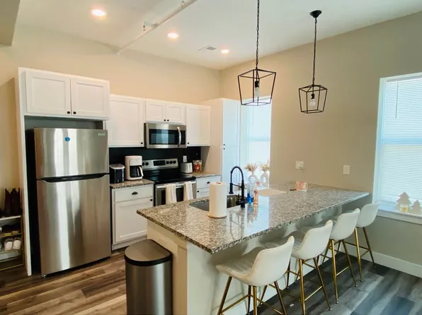 19 S Parish Ave #203, Johnstown, CO 80534