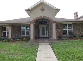 8560 Fordham Ct, New Orleans, LA 70127