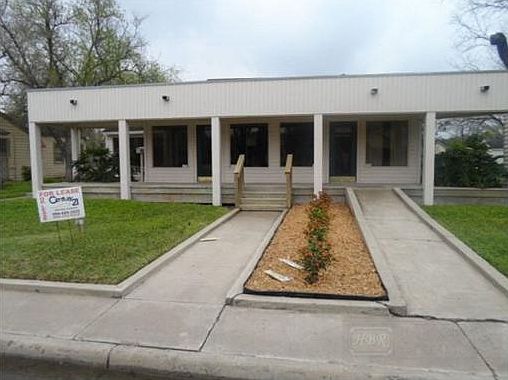1st image of 1106 E Tyler Ave