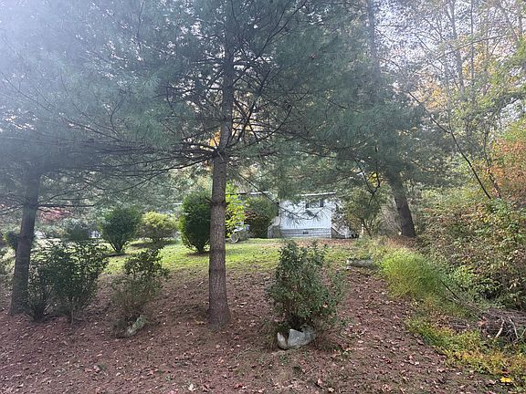 2nd image of 1247 N Rocky Branch Rd