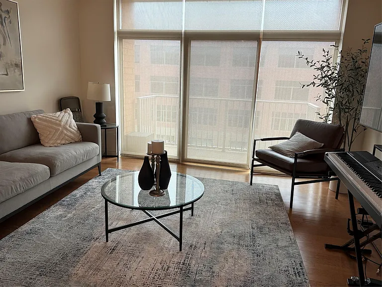 3670 Woodward Ave #404 — Photo 9