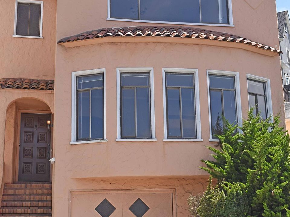 1st image of 90 Fairfield Way