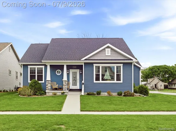 2600 Armour St, Pt Huron, MI 48060