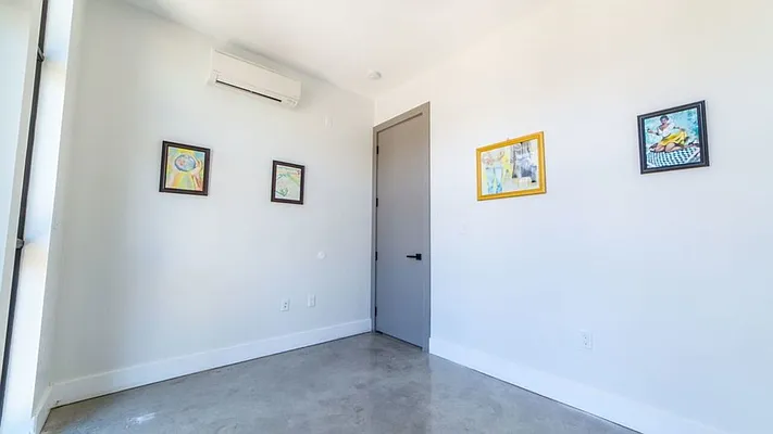 Rented by Nooklyn NYC LLC | media 10