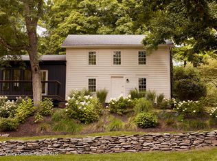 234 E Fallkill Rd, Hyde Park, NY 12538