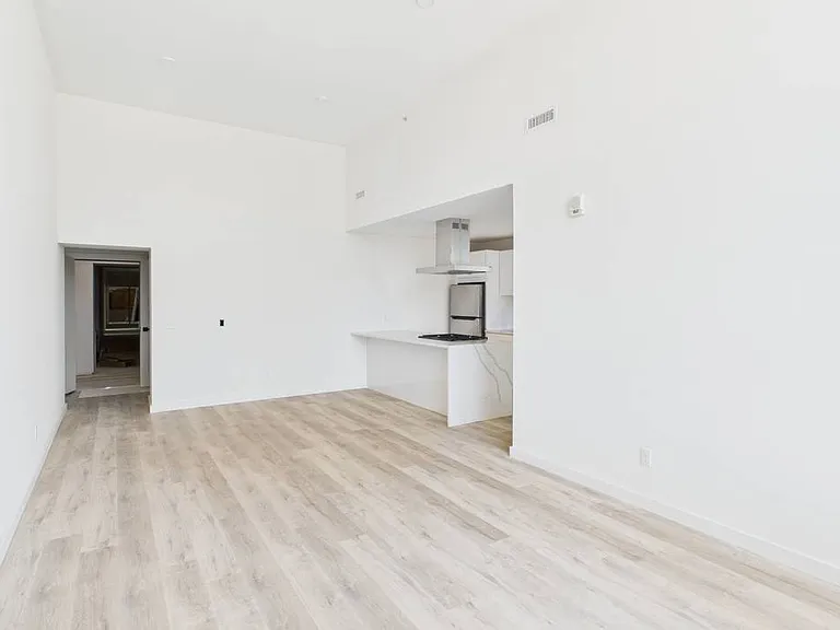 Thompson Luxury Residences — Photo 27