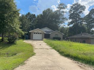 6605 Grawood Dr, Keithville, LA 71047
