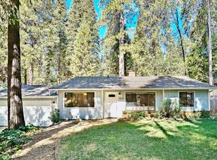 6221 Pine St, Pollock Pines, CA 95726