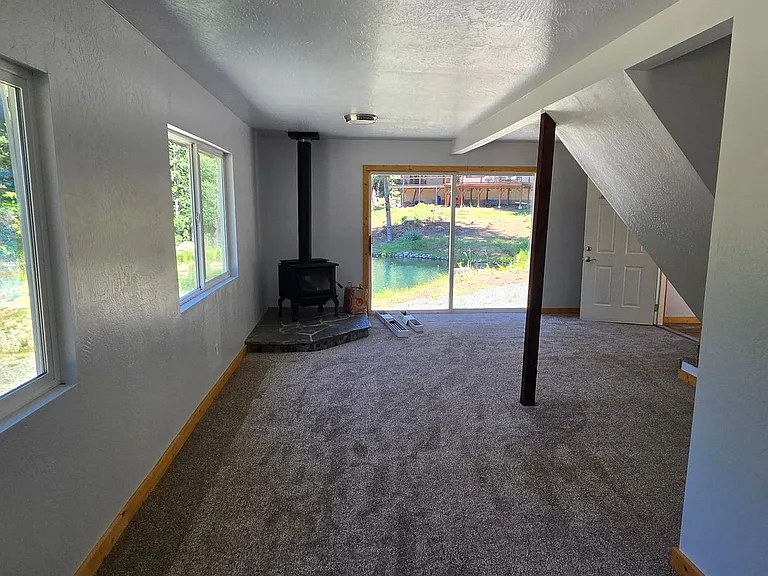 10660 Valencia Rd — Photo 9