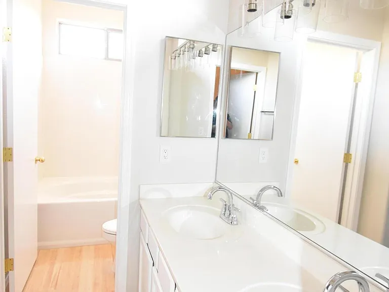 3511 W Morse Ct — Photo 9