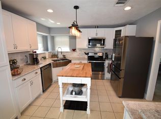 10310 Sagelink Cir, Houston, TX 77089