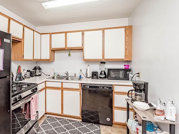 5th image of 613 Morningside Dr