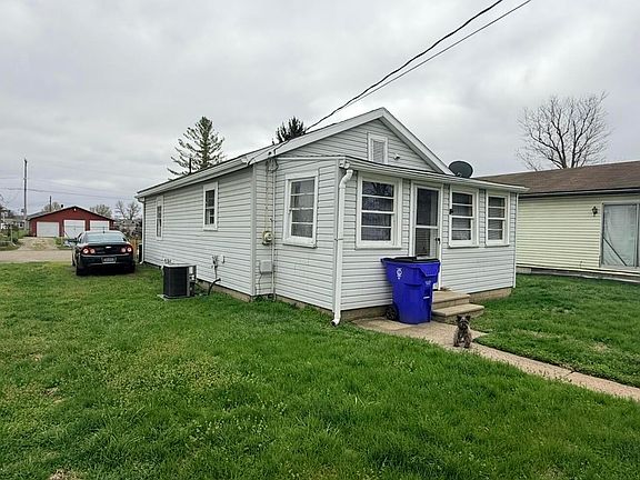 4th image of 1031 Dayton St