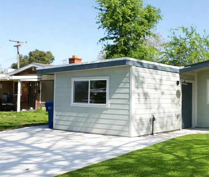 5650 San Vincente Way #B — Photo 1