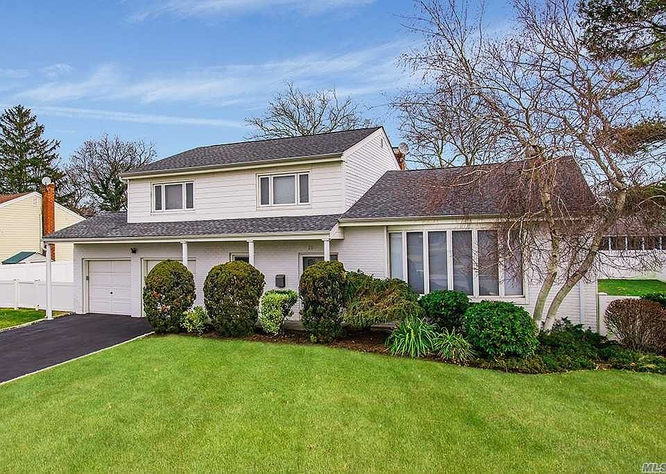 1st image of 31 Larch Ln