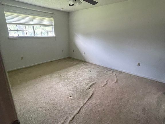 3rd image of 13317 Ouachita Ave