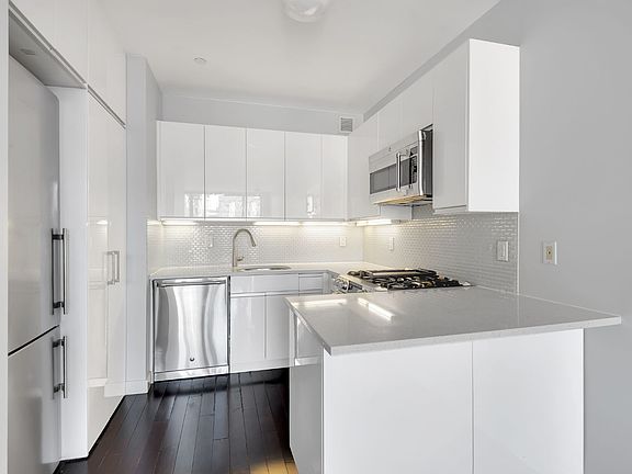 3rd image of 461 W 150th St APT 5A