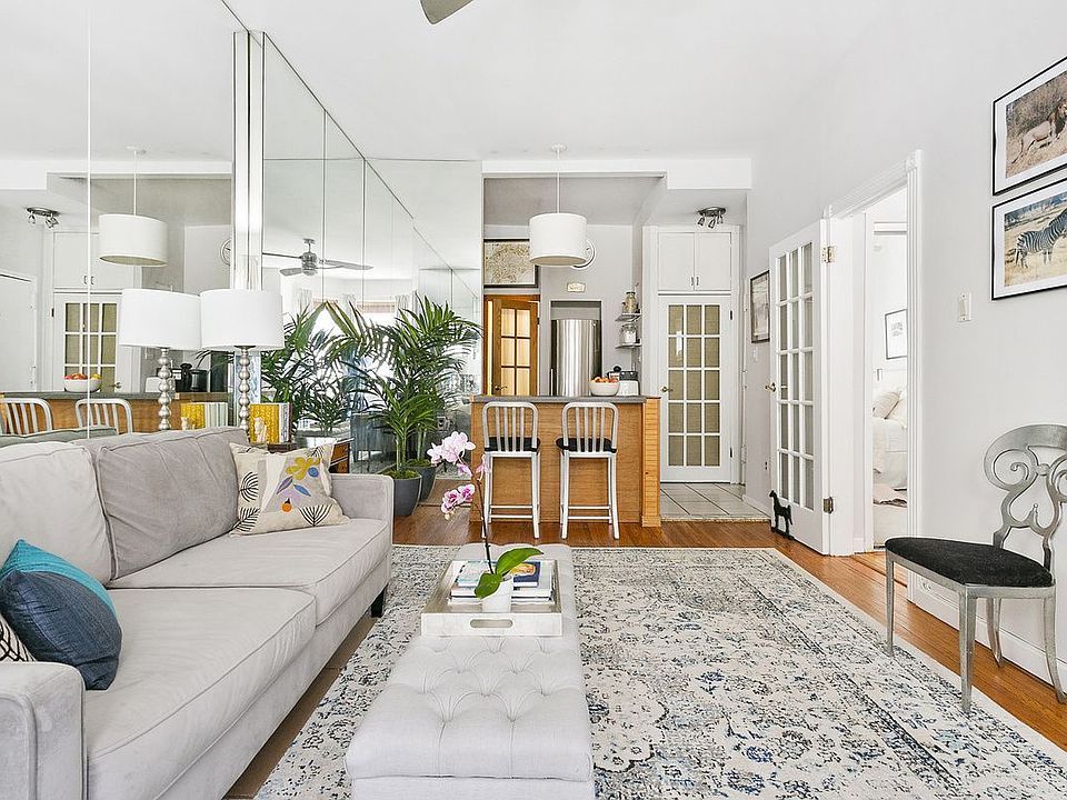 2nd image of 27 W 82nd St APT 2A