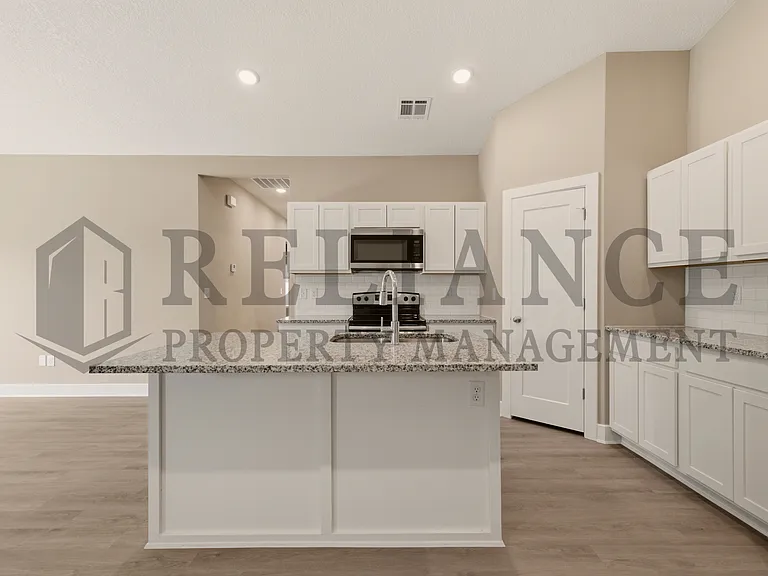 2755 S Greenleaf St — Photo 19