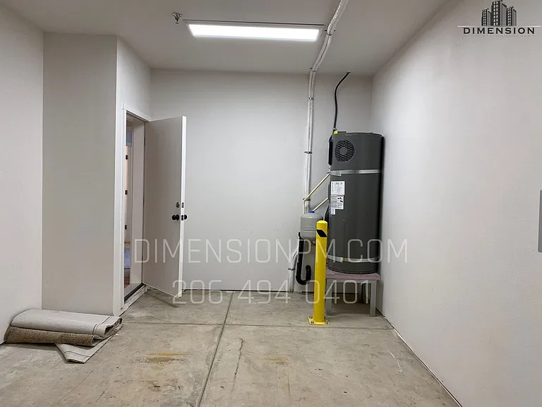 2025 M St NE — Photo 16