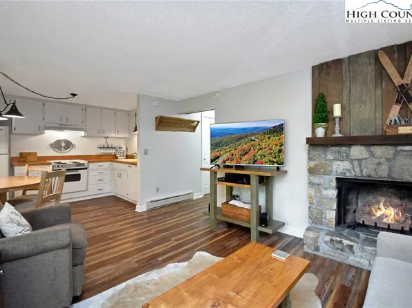 1317 Sugar Mountain Drive #J-44, Sugar Mountain, NC 28604
