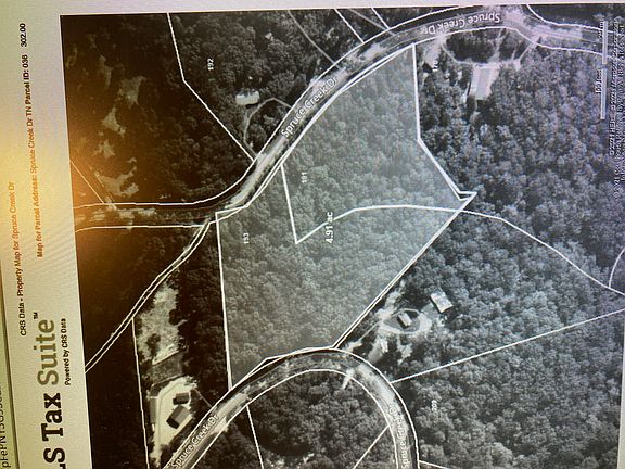 4th image of Spruce Creek Dr