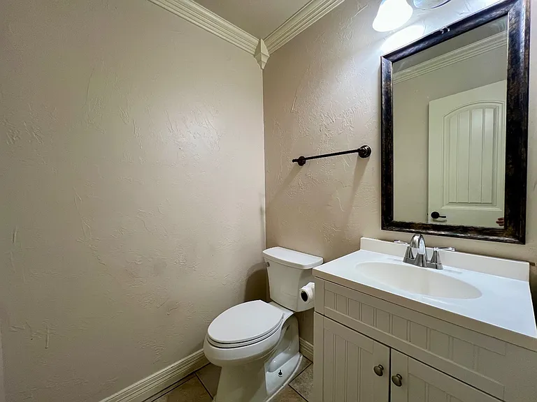 1604 Dorothy Dr — Photo 8