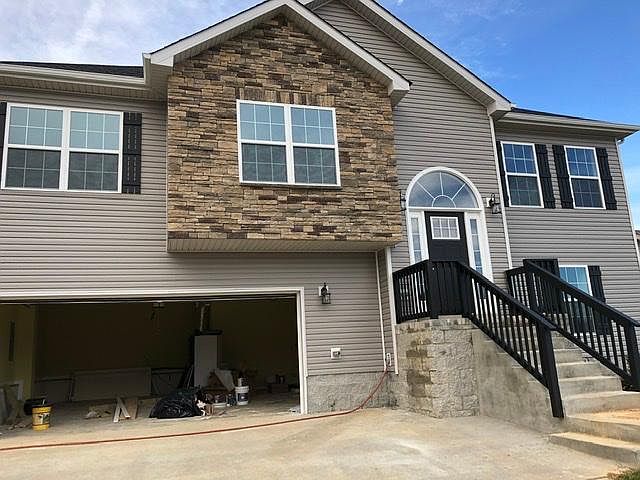 1st image of 1367 Freedom Dr