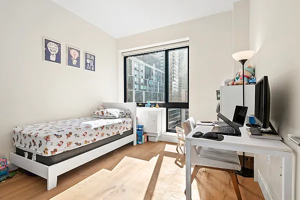 Rented by Compass | media 17