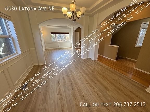 3rd image of 6530 Latona Ave NE