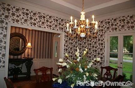 Foyer and Formal Dining Room : Very open and inviting! Custom molding