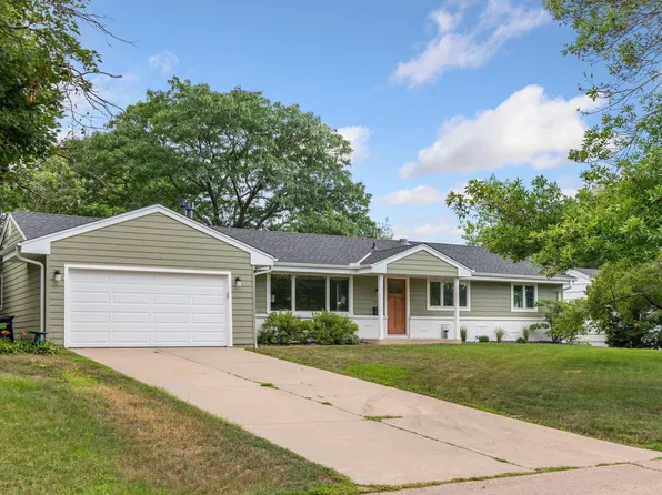 7125 Glouchester Ave, Edina, MN 55435