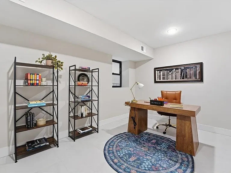 221 Columbia Ave #1 — Photo 8