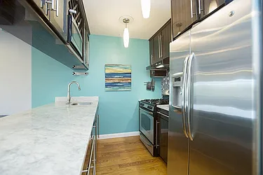 Rented by Space Marketing Shop