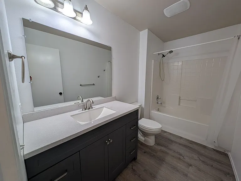 2233 Wallace Loop — Photo 25