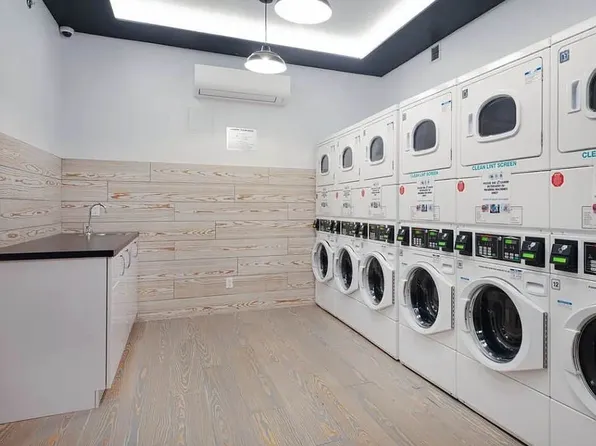 140 Hope Street image 10 of 14