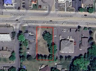 932 W Broadway Ave, Forest Lake, MN 55025