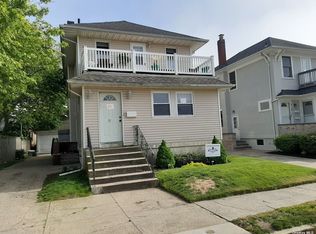 212 W Hudson St, Long Beach, NY 11561