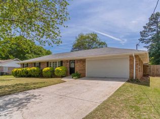 3852 Imperial Dr, Snellville, GA
