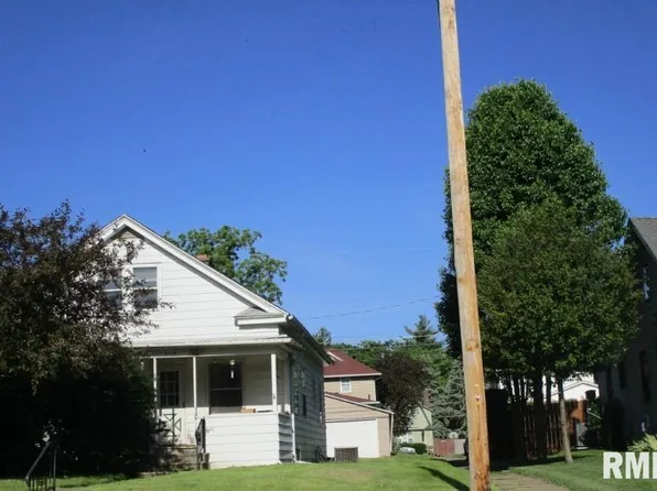 2135 7th St, East Moline, IL 61244