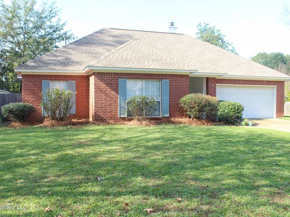 3038 Windwood Cir, Flowood, MS 39232