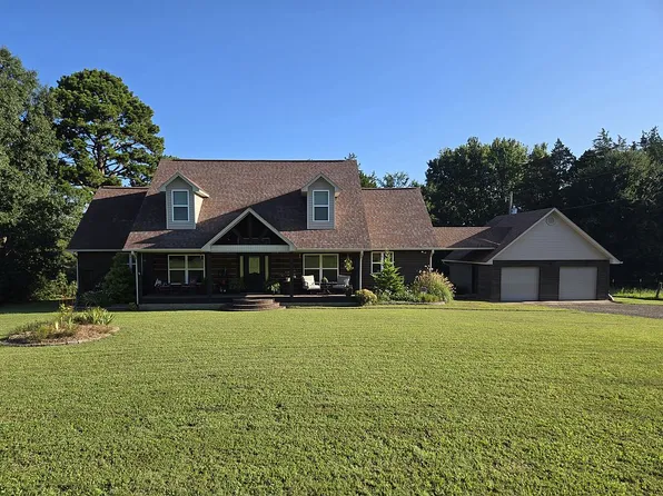 2385 Crow Mountain Rd, Russellville, AR 72802