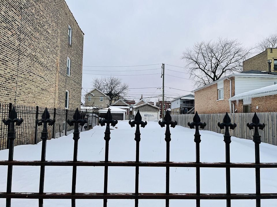 1st image of 622 N Homan Ave
