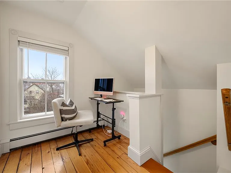 35 Marsh St — Photo 24