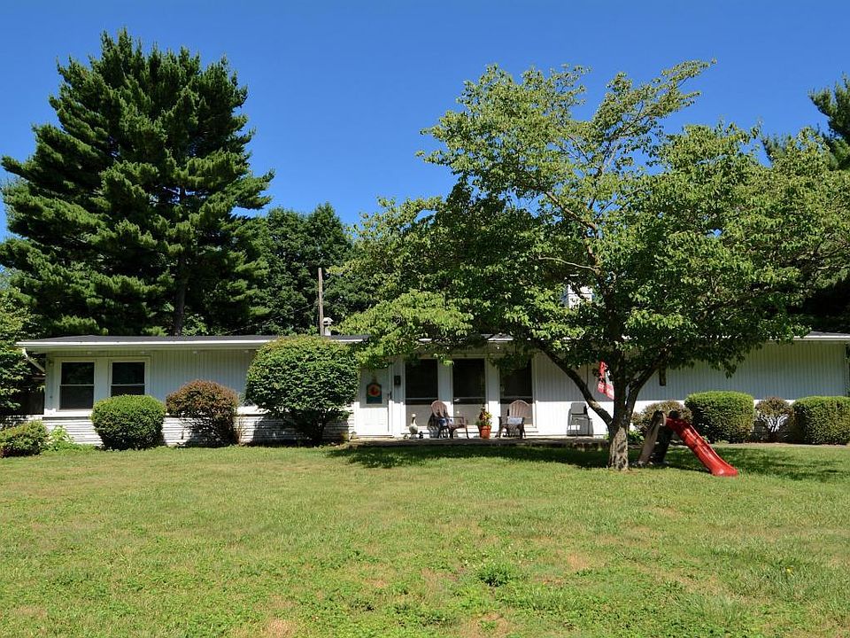 1st image of 111 Douglas Dr