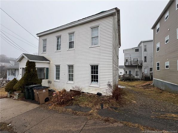 228 Watson St #226, Saint John, NB E2M 1G8