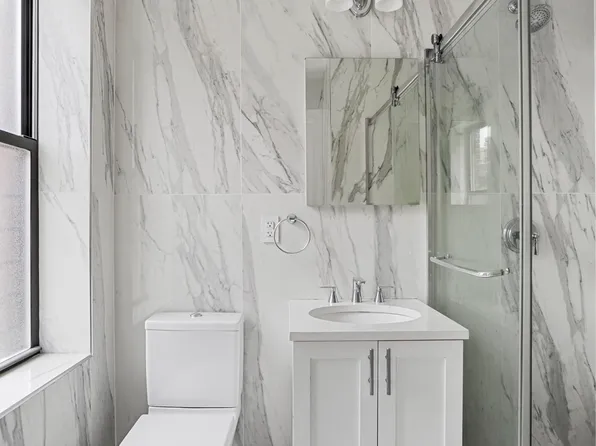 915 West End Avenue image 5 of 5