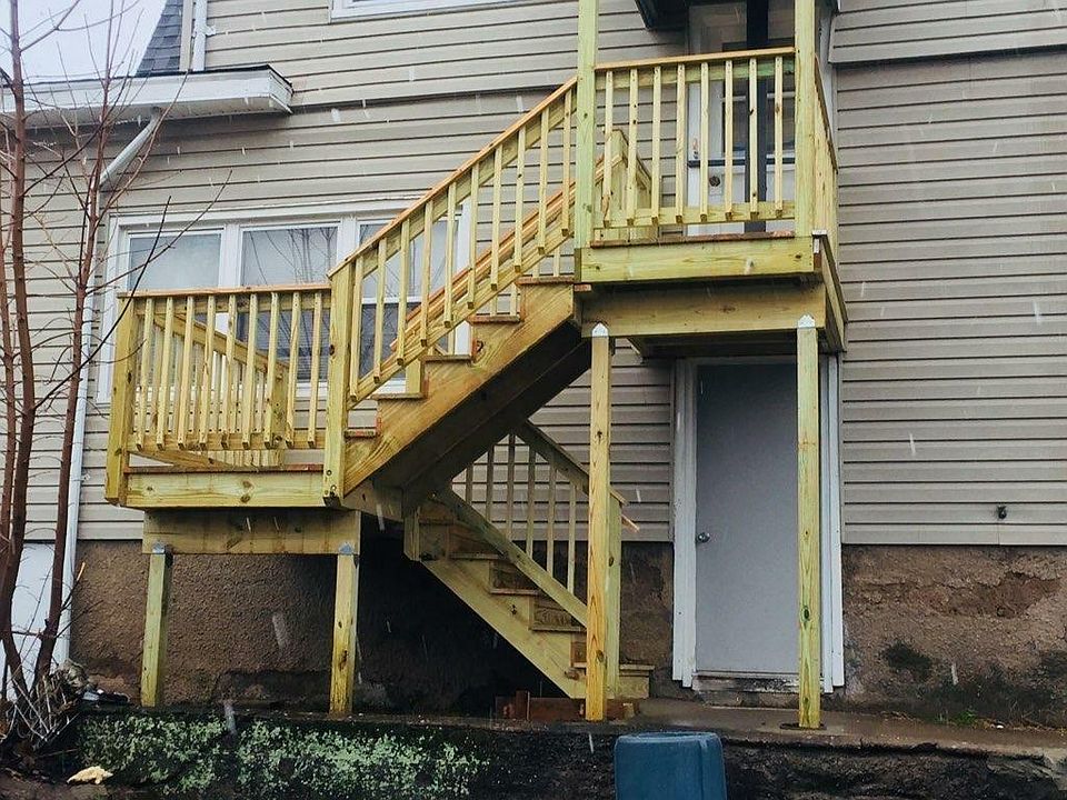2nd image of 328 N 11th St #2